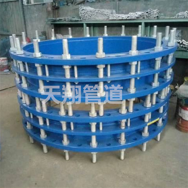 ������s���^