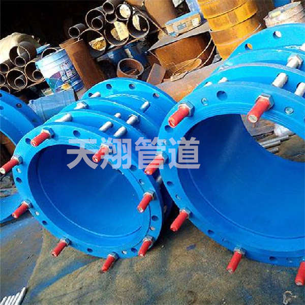 ������s���^